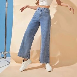 High Waist Washed Jeans. Petite S